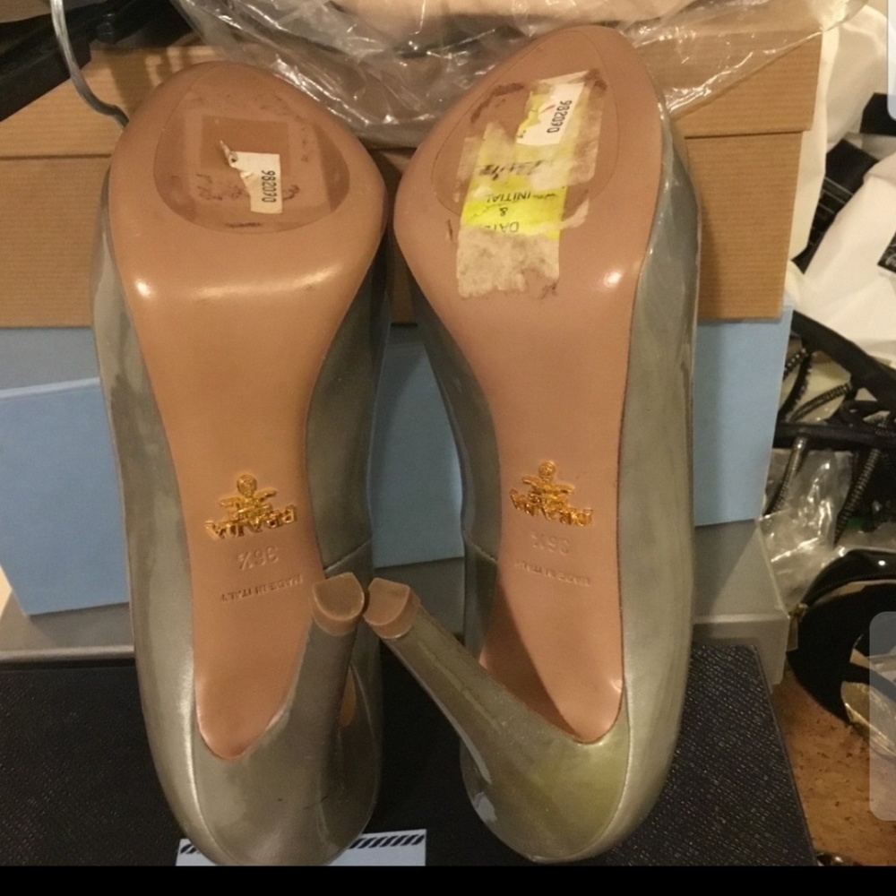 Prada 👠 - Picture 3 of 4